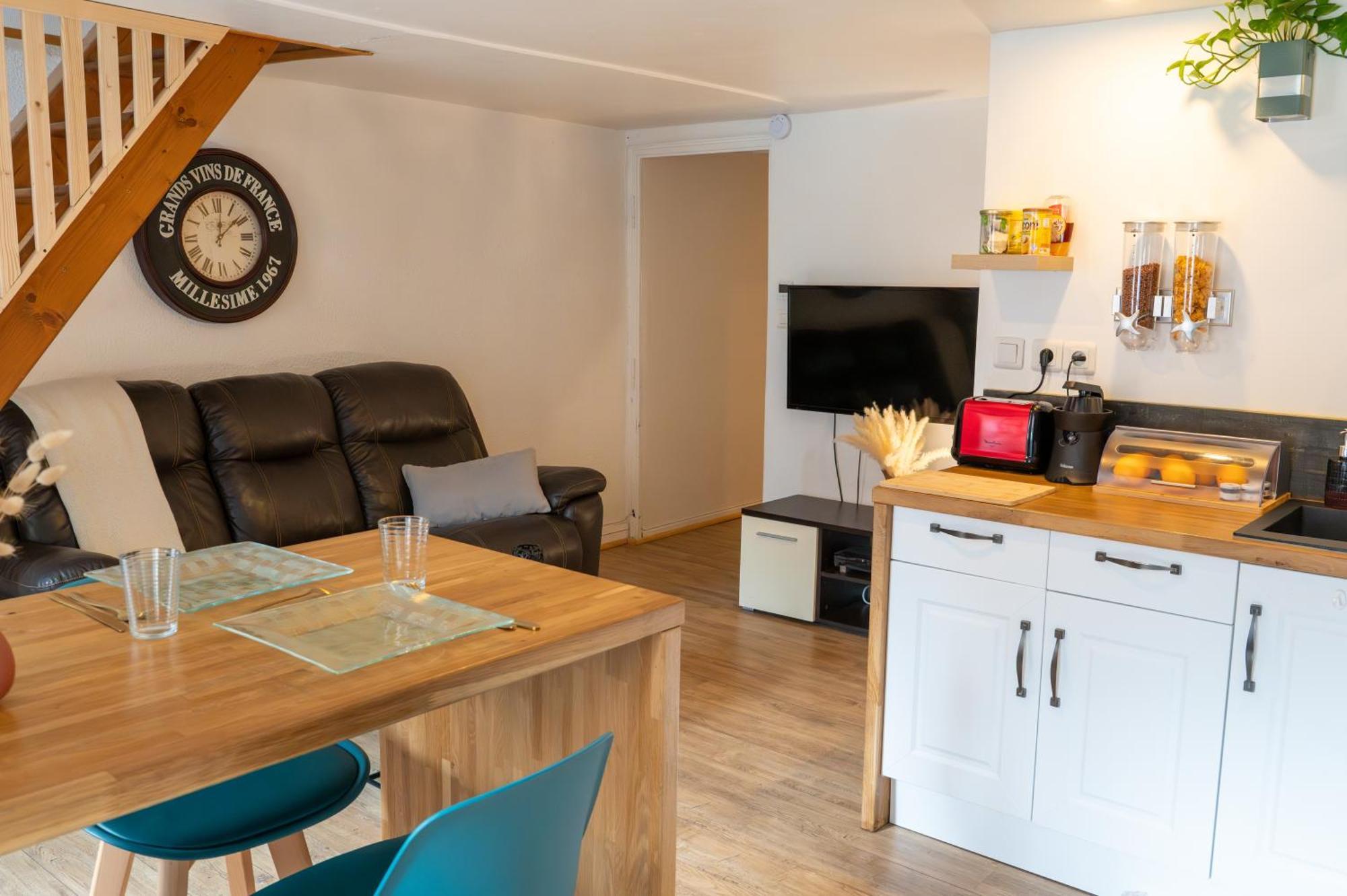 Appartement Au Centre Ville Historique Le Vieux ลองก์ ภายนอก รูปภาพ