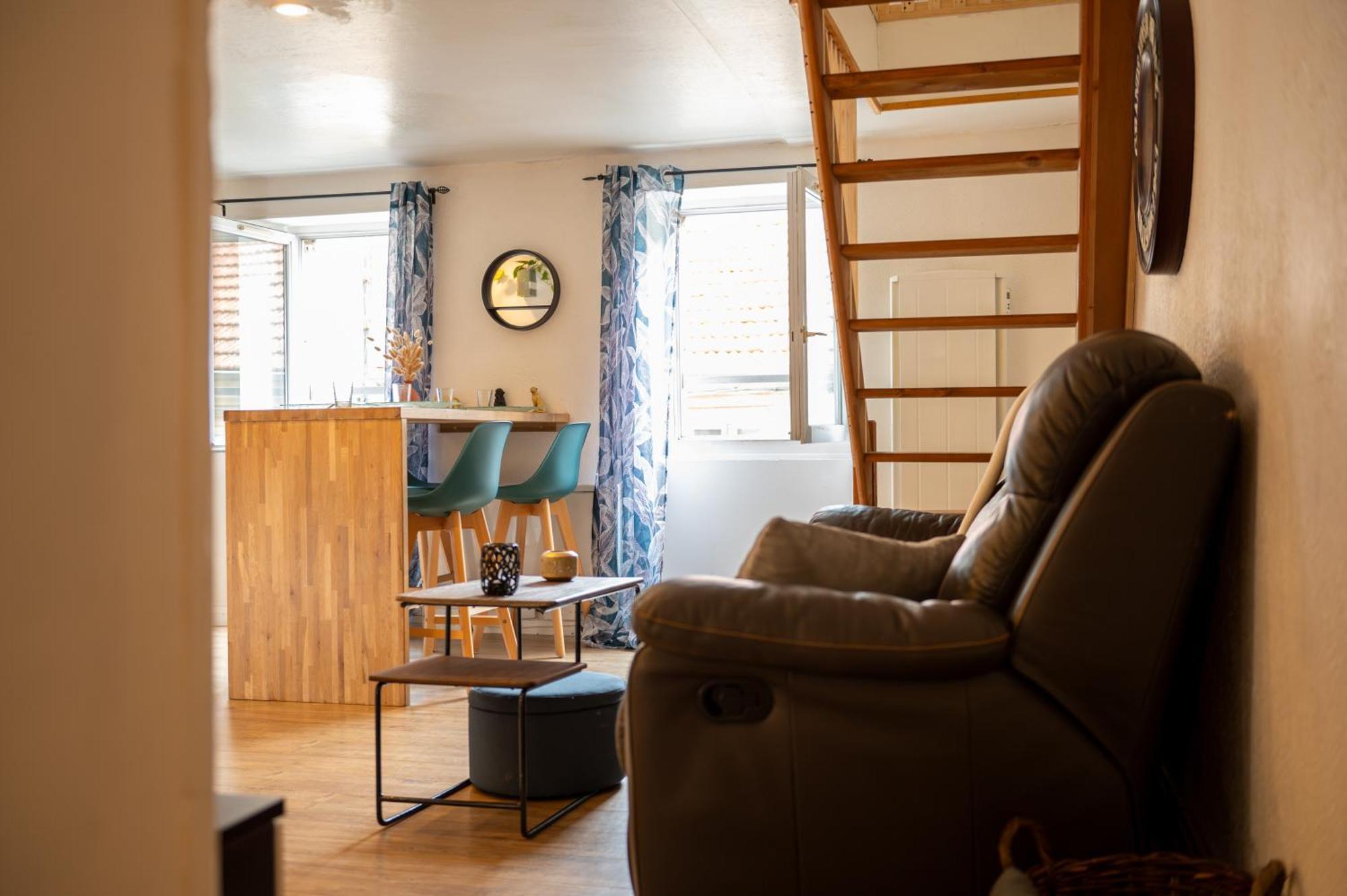 Appartement Au Centre Ville Historique Le Vieux ลองก์ ภายนอก รูปภาพ